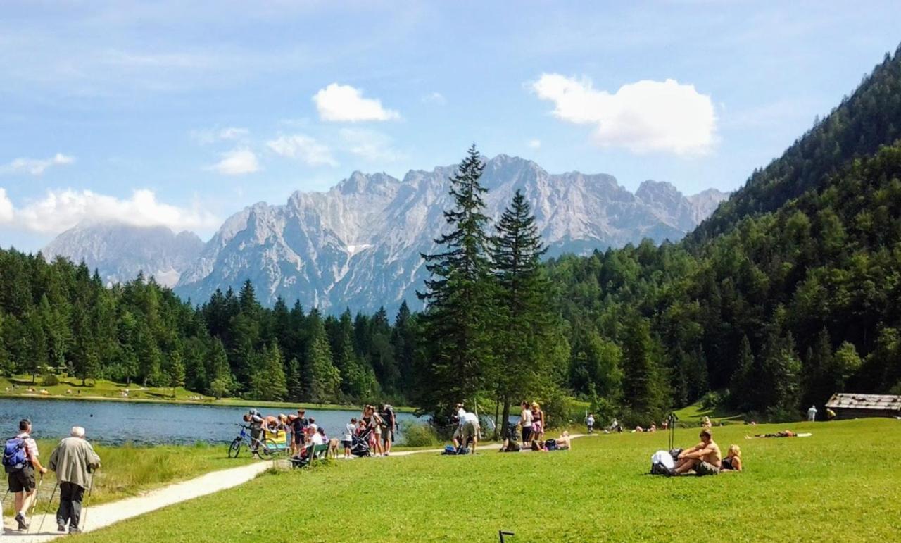 Apartment Cristina - Suedbalkon Mit Bergblick Seefeld in Tirol Exteriör bild